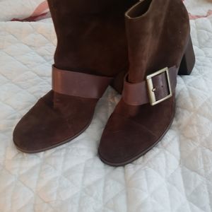 Korks suede booty